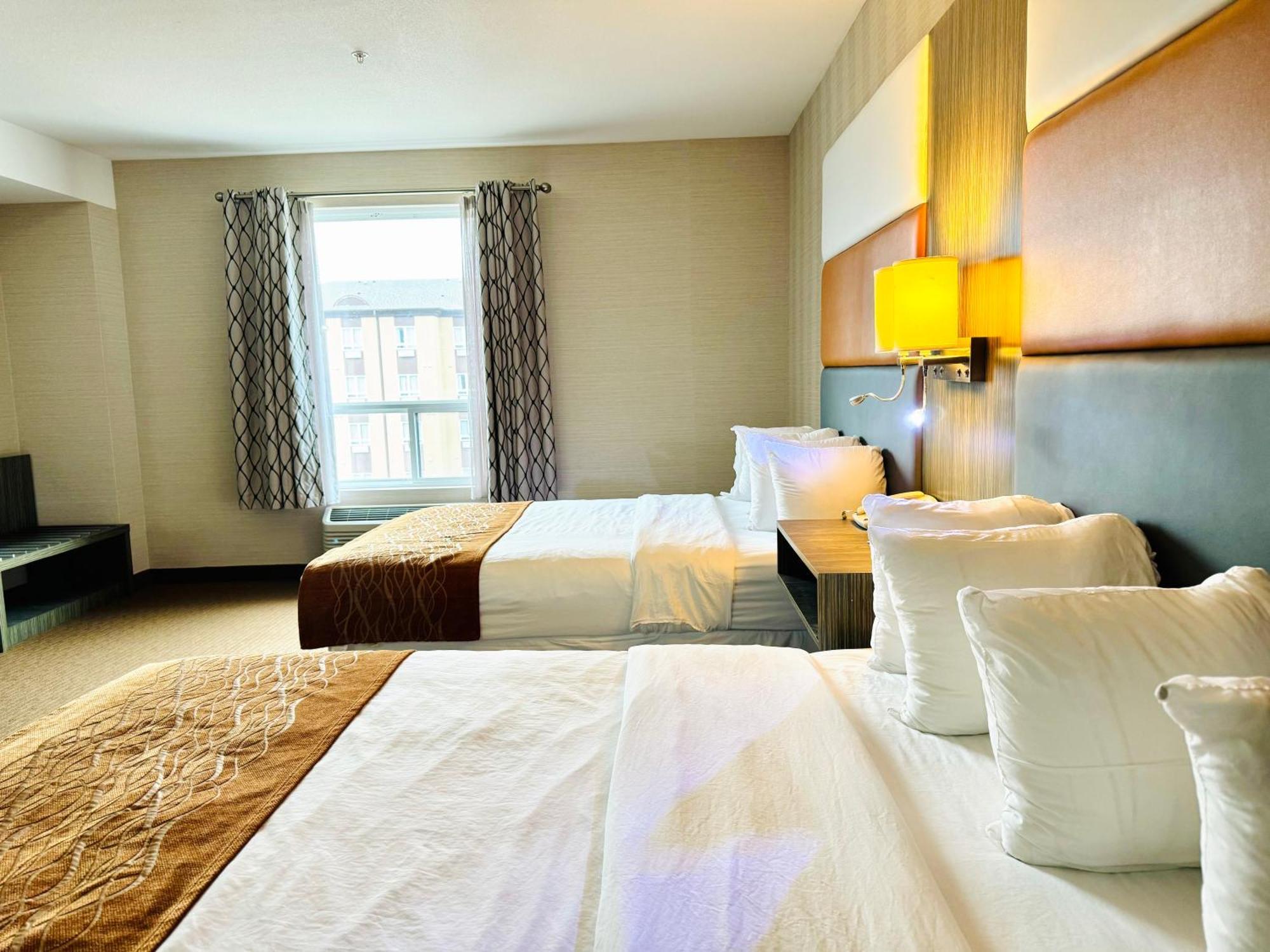 Southfort Inn フォート・サスカチワン 部屋 写真